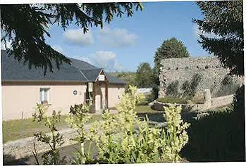 Du Mont Servy 2* Mas-Saint-Chely