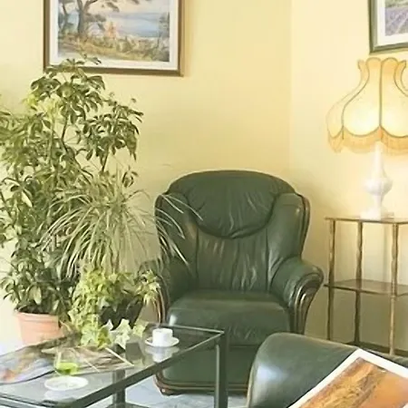 Du Mont Servy Hotel Mas-Saint-Chely
