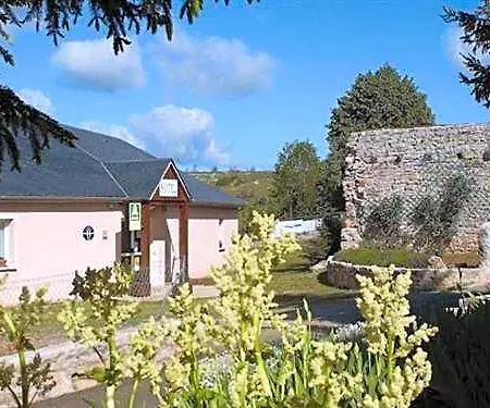 Du Mont Servy 2* Mas-Saint-Chely