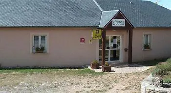 Du Mont Servy فندق